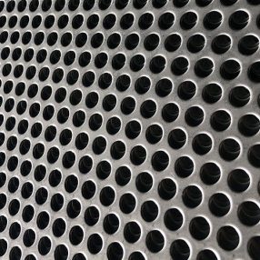 Perforált lemez LV.01.5 x 1250 x 2500 RV 05.0 - 08.0 1.4301 (közép tábla)   Perforált lemez LV.01.5 x 1250 x 2500 RV 05.0 - 08.0 1.4301 (közép tábla)